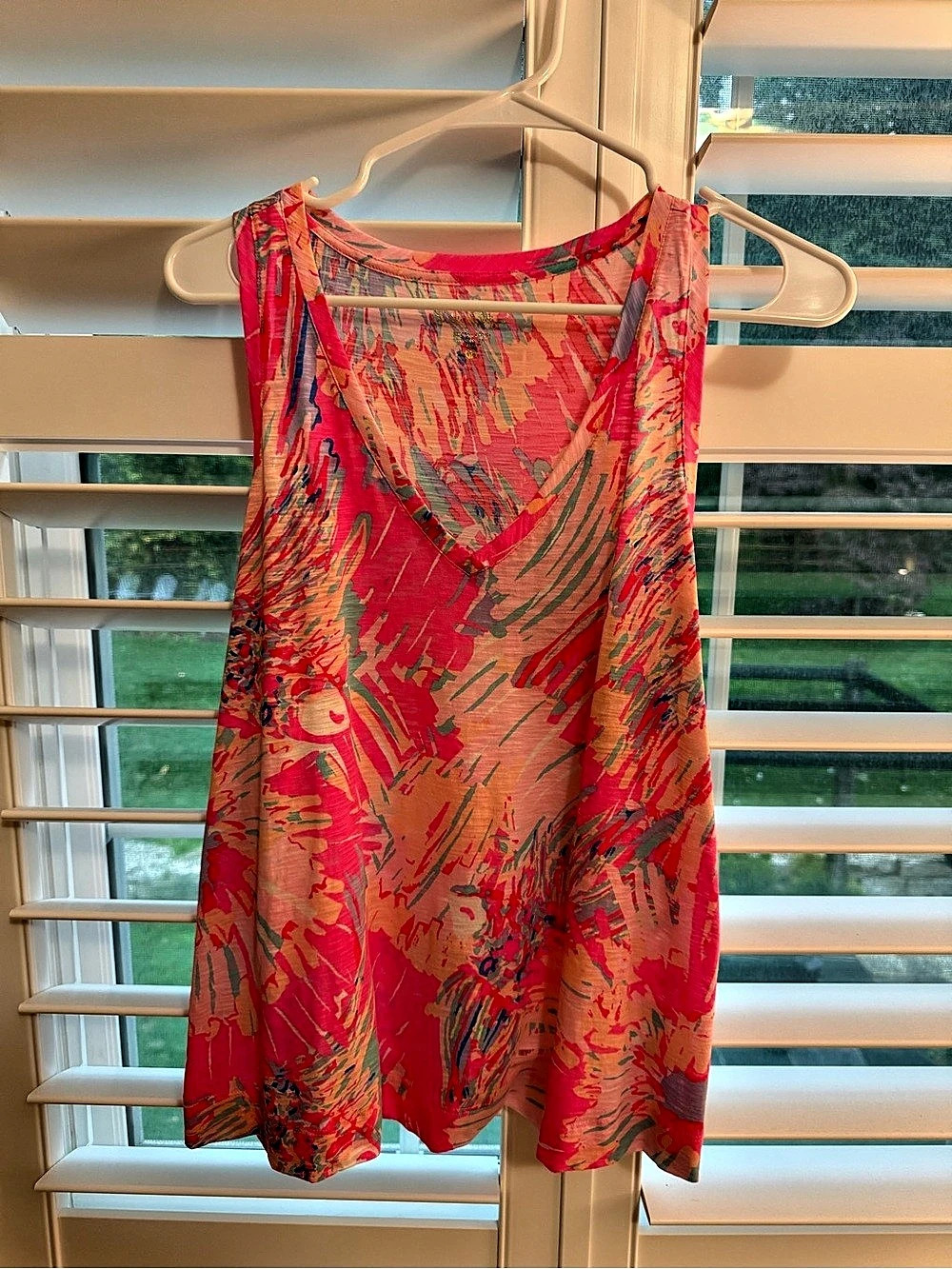 Lilly Pulitzer- Abstract Tank Top in Pink & Blue Size Medium. Like new!